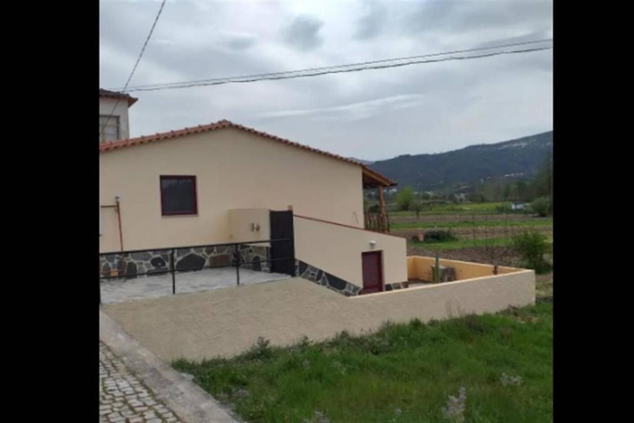 A Pequena Casa Coja Central Portugal Mountains Esterno foto
