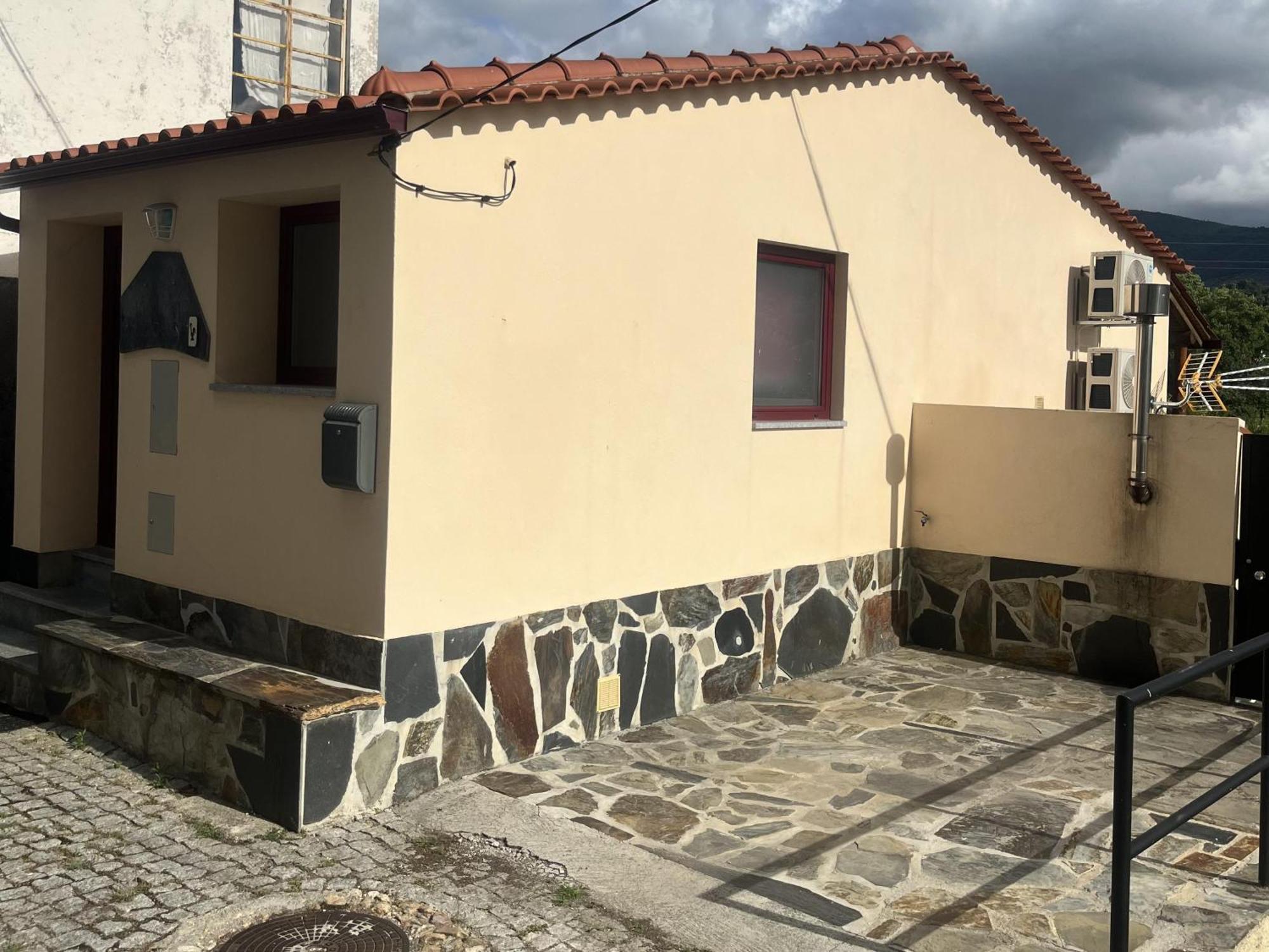 A Pequena Casa Coja Central Portugal Mountains Esterno foto